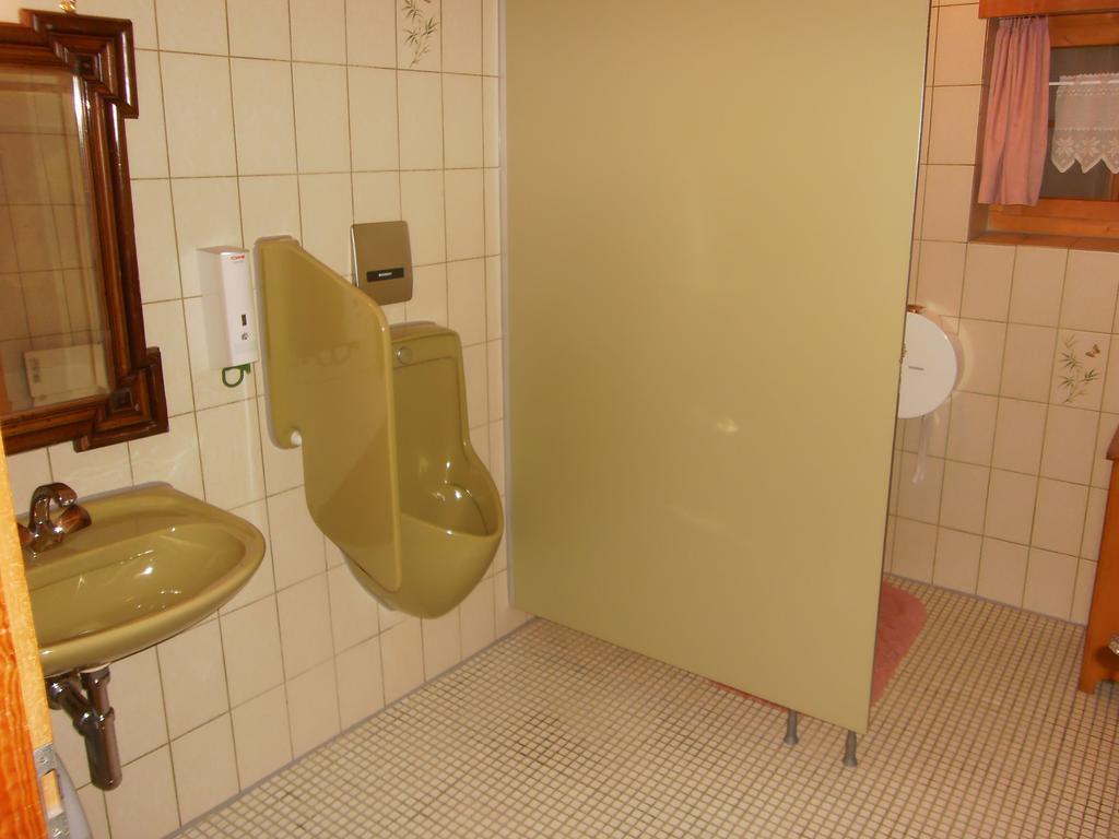 Casa Job - Gasthaus - Sauna, Whirlpool - Trun מראה חיצוני תמונה